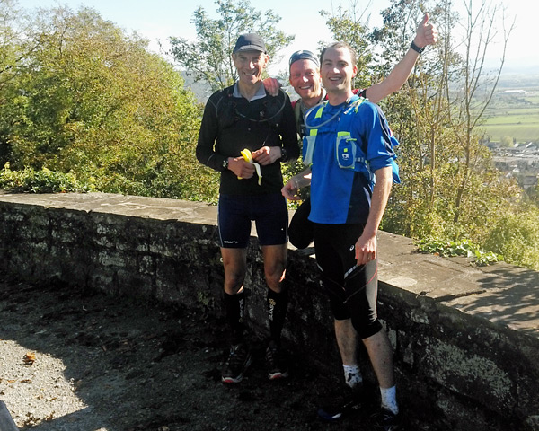 Fons de Bie, Jeremy Paxson und Dirk Joos bei einem Fotopäuschen in Herrenberg nach ungefähr 55 Kilometern